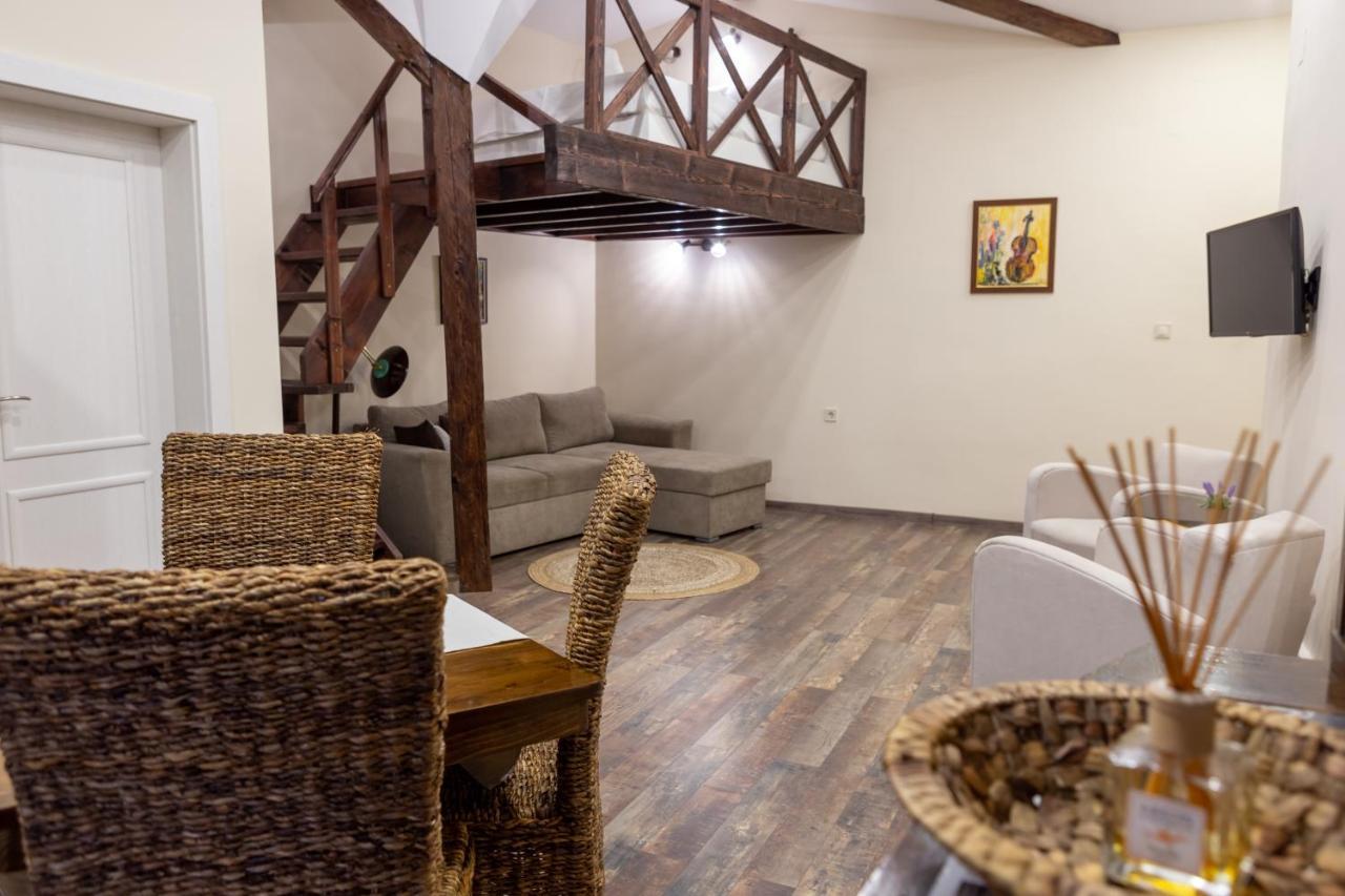 Central Loft Plovdiv Buitenkant foto