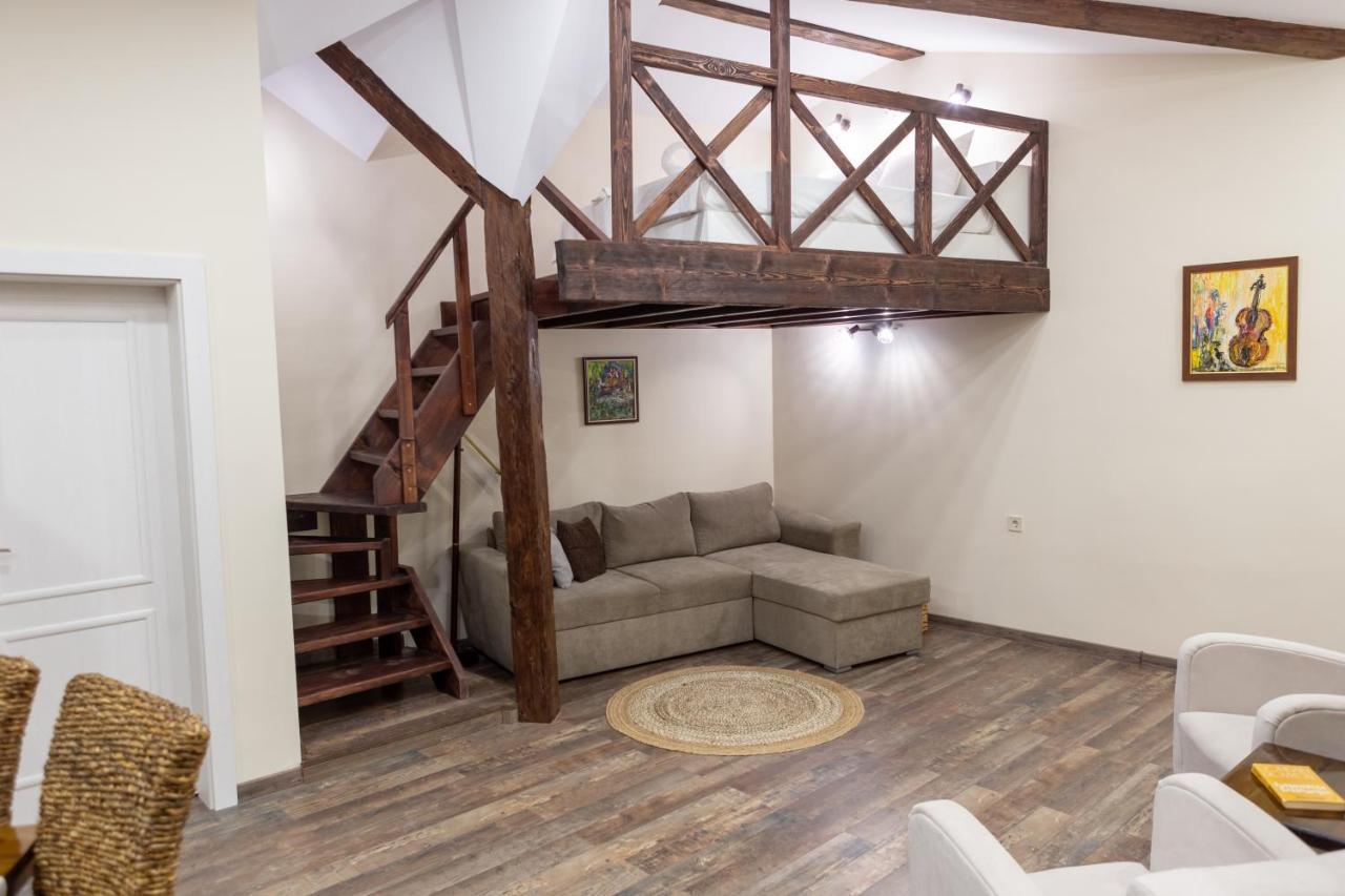 Central Loft Plovdiv Buitenkant foto